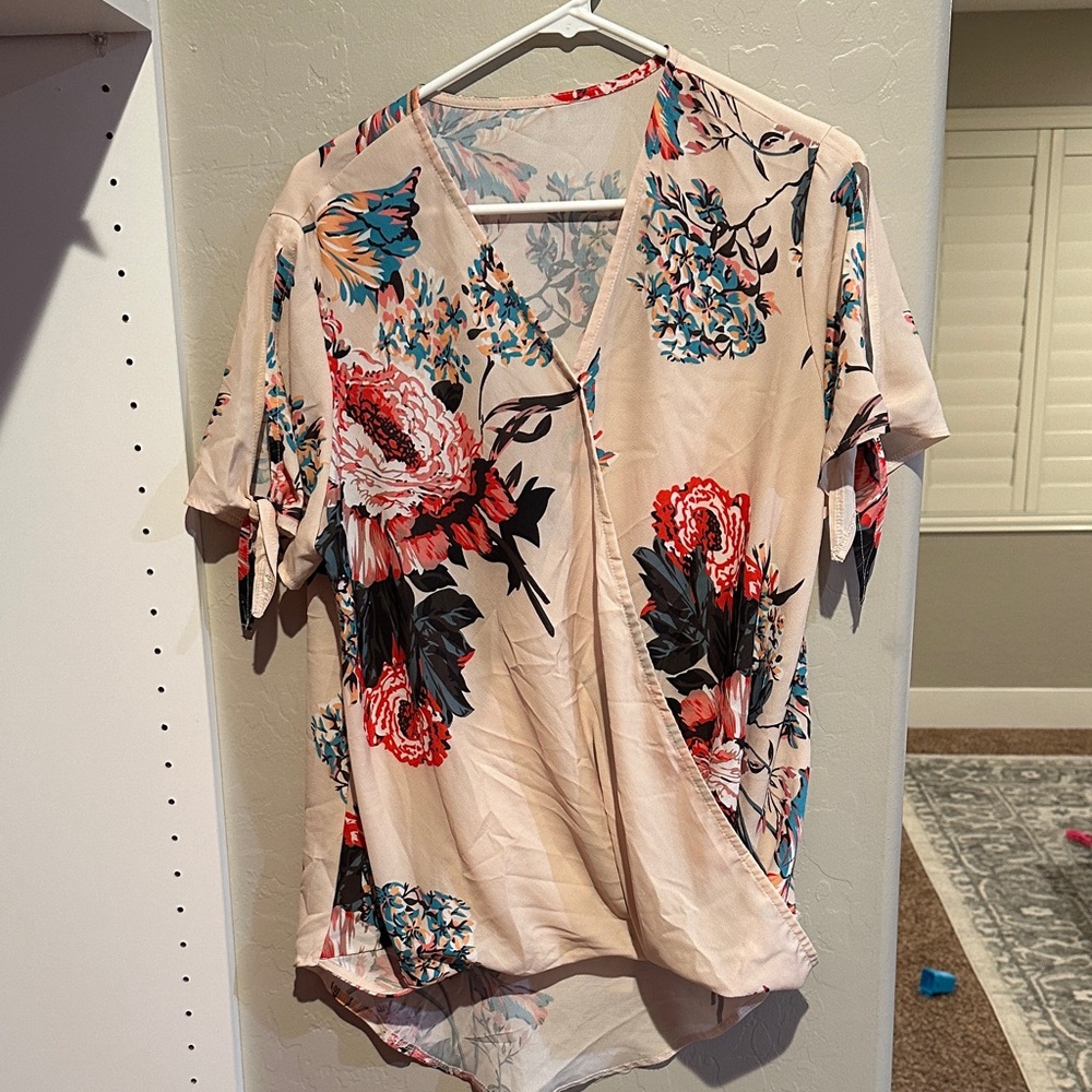 Floral V-Neck Women Top